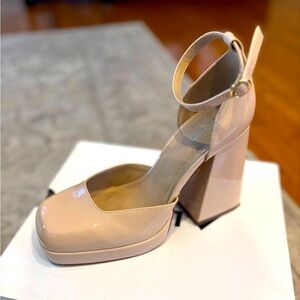 ALDO Nude Platform Closed Toe Heel
